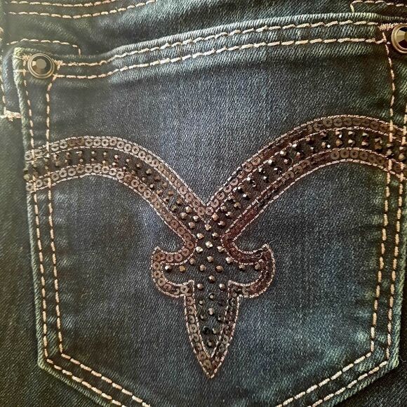 ROCK REVIVAL Lexi Super Skinny Jeans  BACKYARD BBQ! - Picture 3 of 16